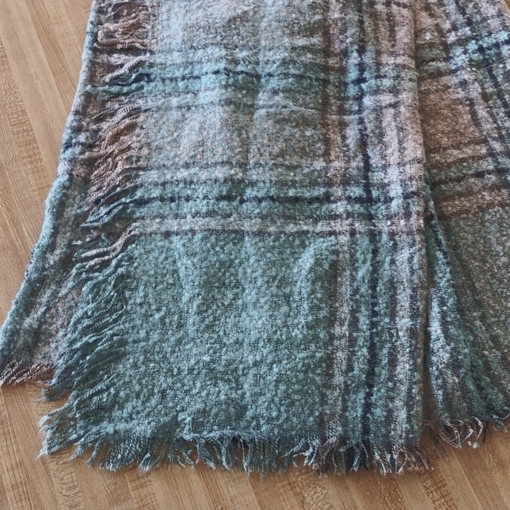 Plaid Scarf Wrap, Lt Green Plaid Wrap Scarf Striped Throw Blanket NEW